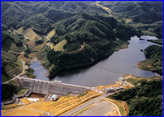 宮床ダム全景1