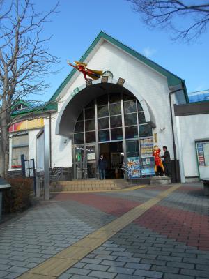 石巻駅の正面入口写真