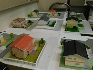 学生製作の住宅模型一覧