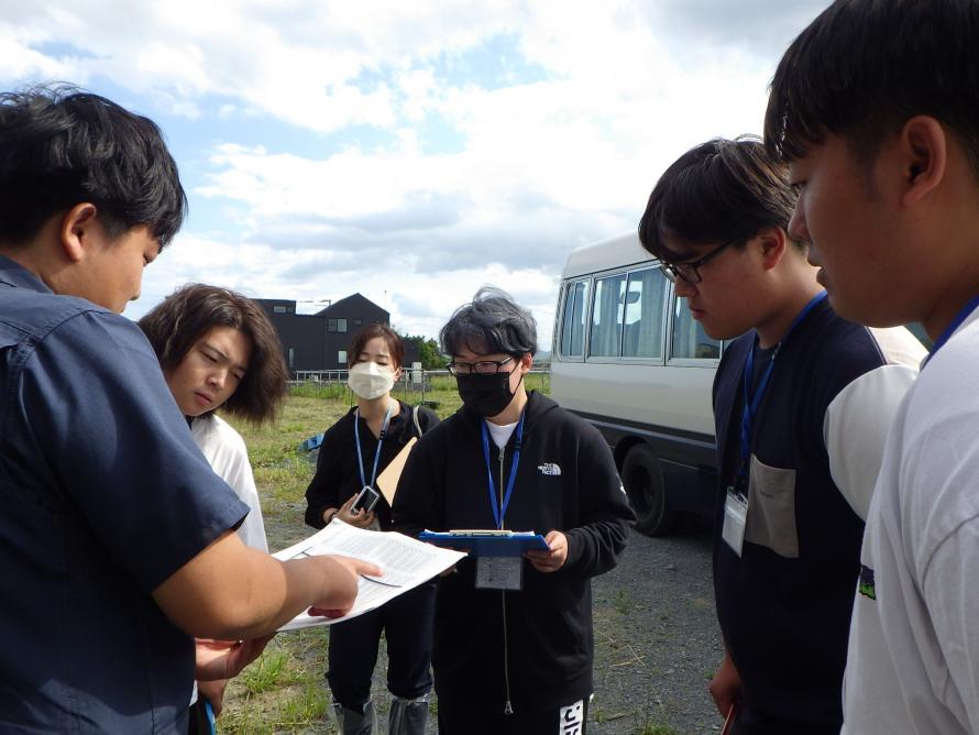 村田畜産さんにて牛舎の見学2