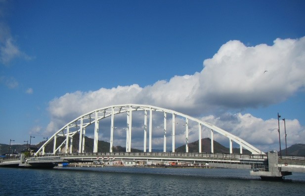 万石橋全景写真