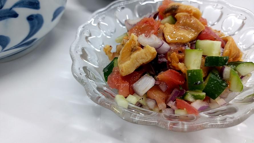 ホヤカチュンバル