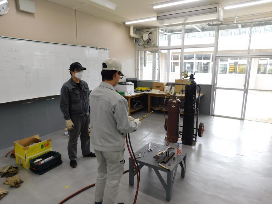 ガス溶接実技講習の様子1