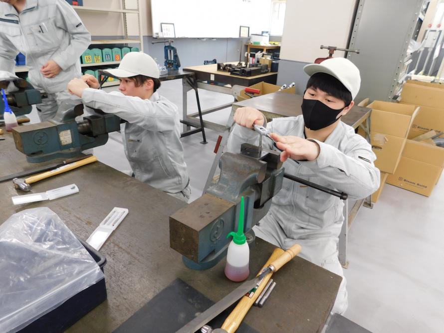 タップ・ダイス作業