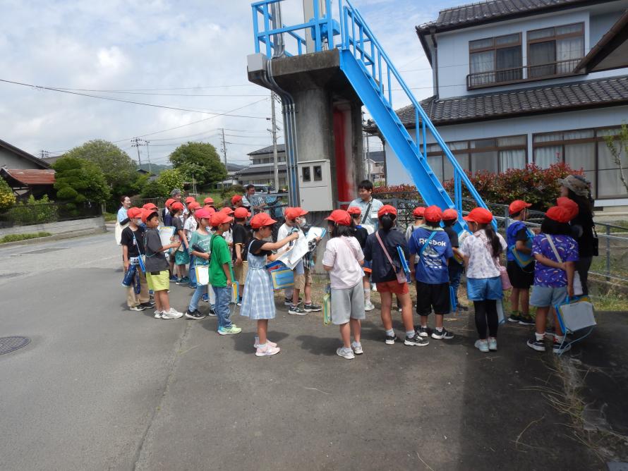 余水吐ゲートの役割についての説明