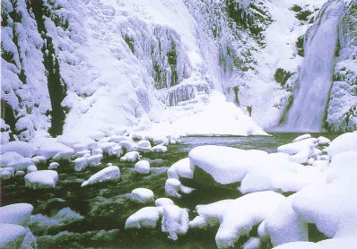 冬の大滝